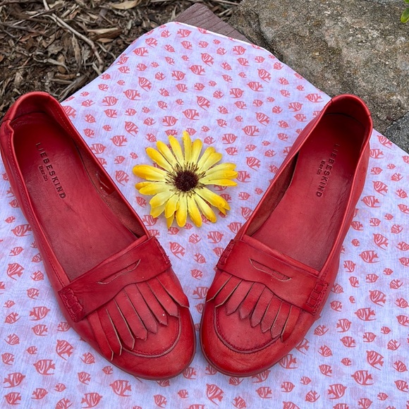 Liebeskind Shoes - 🌺 LIEBESKIND Berlin; Beautiful Coral Leather Kiltie Flat Shoes; Wmn. Size 40/9!